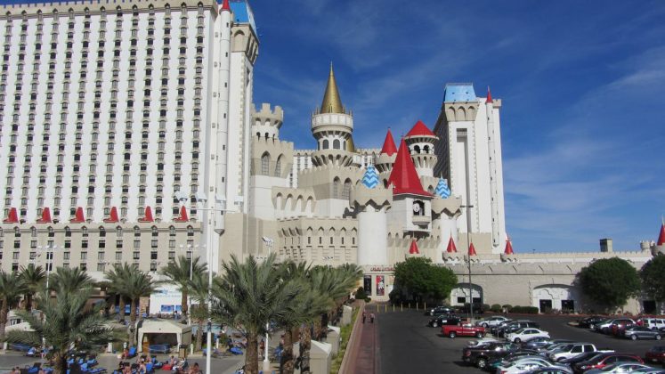 excalibur hotel and casino year build